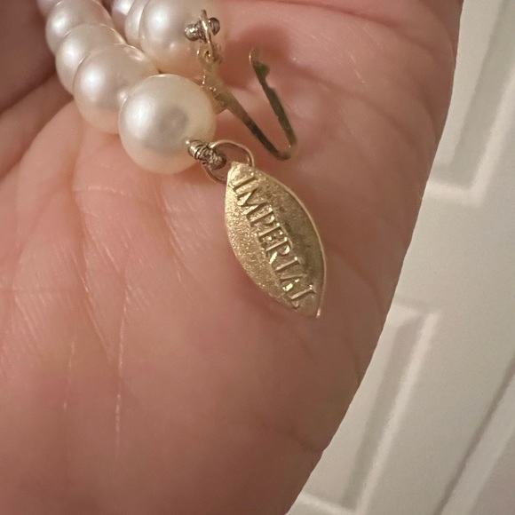 Set - Picture 2 of 2